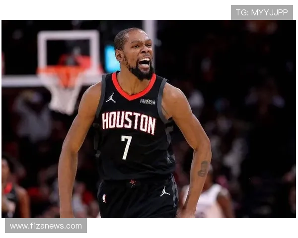 火箭险胜勇士球员表现两极分化